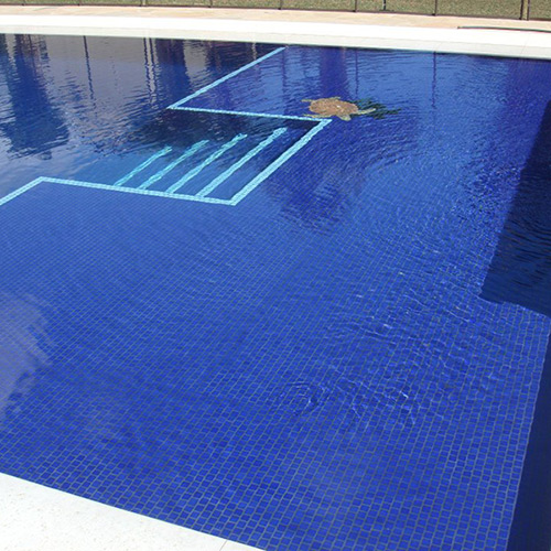 image of custom swimming pool by Poseidon Pools Hawaii